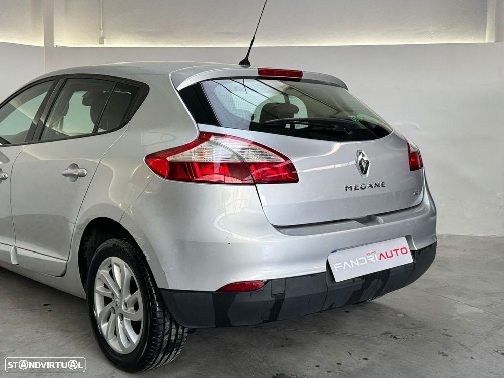 Renault Mégane 1.5 dCi Confort - 13