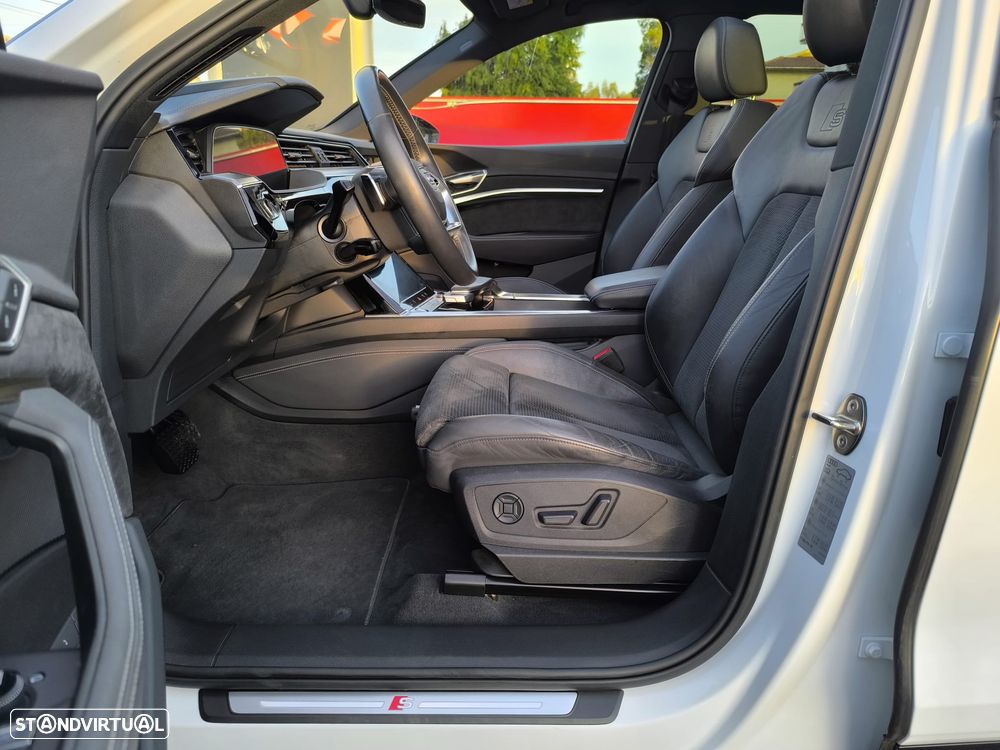 Audi e-tron 50 quattro S line - 22