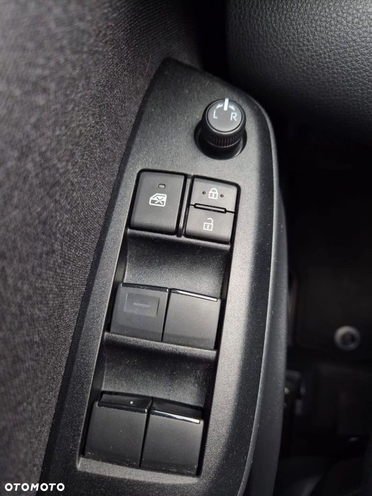 Toyota Yaris Hybrid 1.5 Style - 9