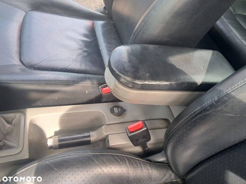 VW NEW BEETLE 1999 1.9 TDI KOD SILNIKA: ALH  KOD LAK: L041 - 16