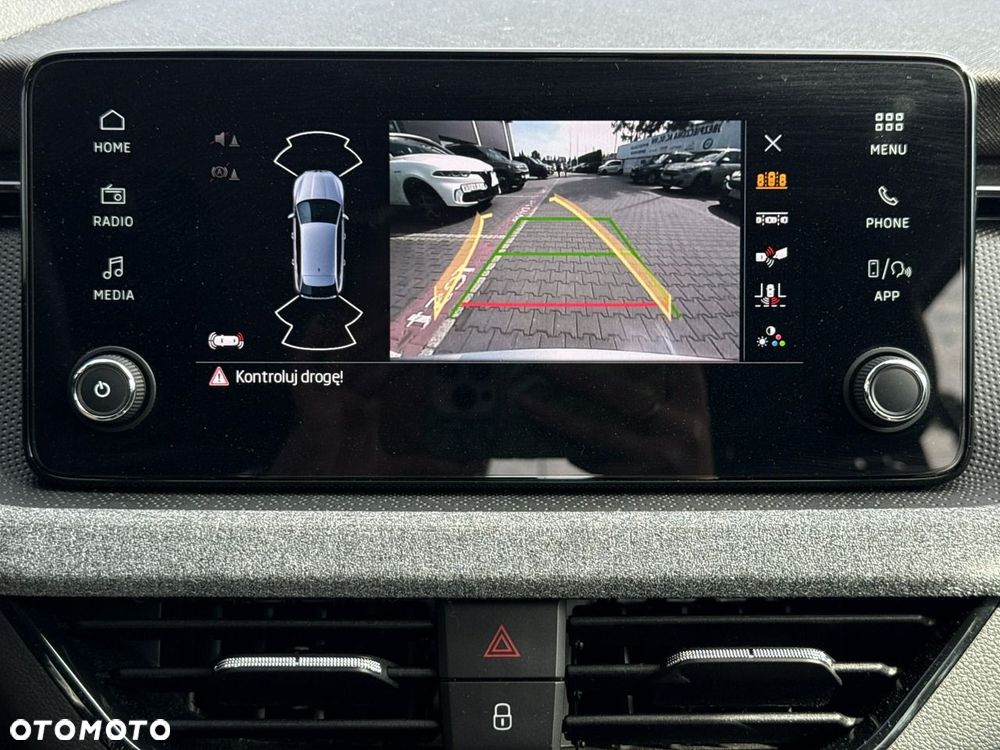 Skoda Scala 1.0 TSI Selection DSG - 27