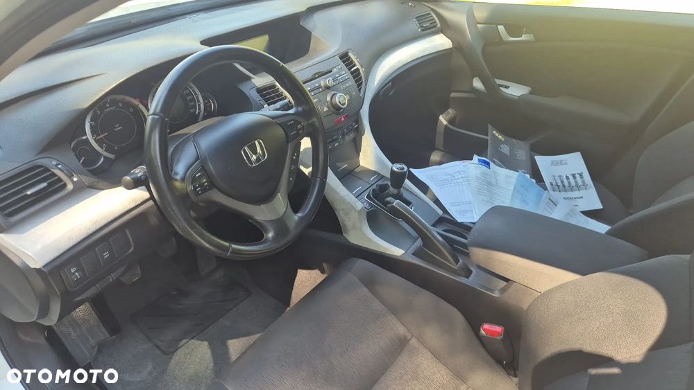 Honda Accord 2.2d Elegance Nav - 17