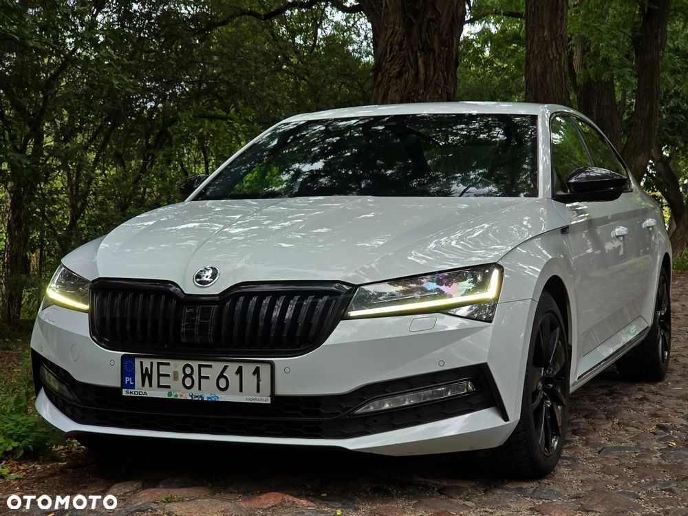 Skoda Superb 2.0 TDI SCR Sportline DSG - 3