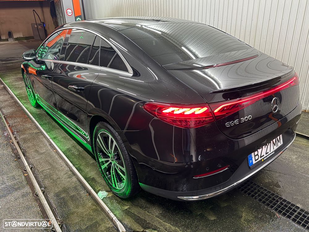 Mercedes-Benz EQE 300 Electric Art - 7