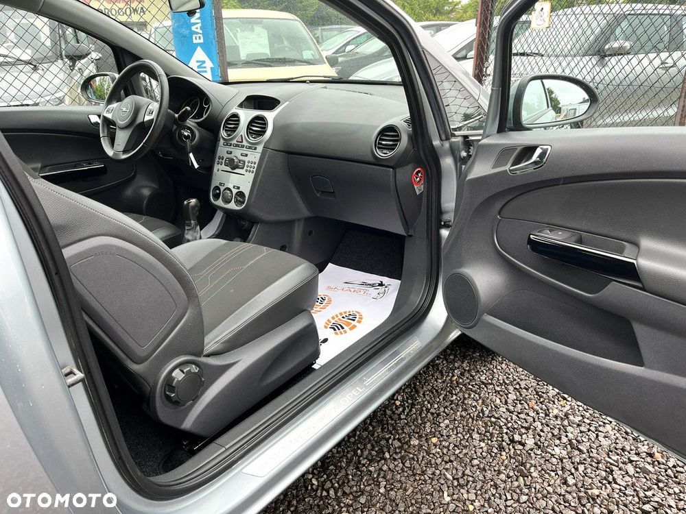 Opel Corsa 1.2 16V Edition 150 - 7