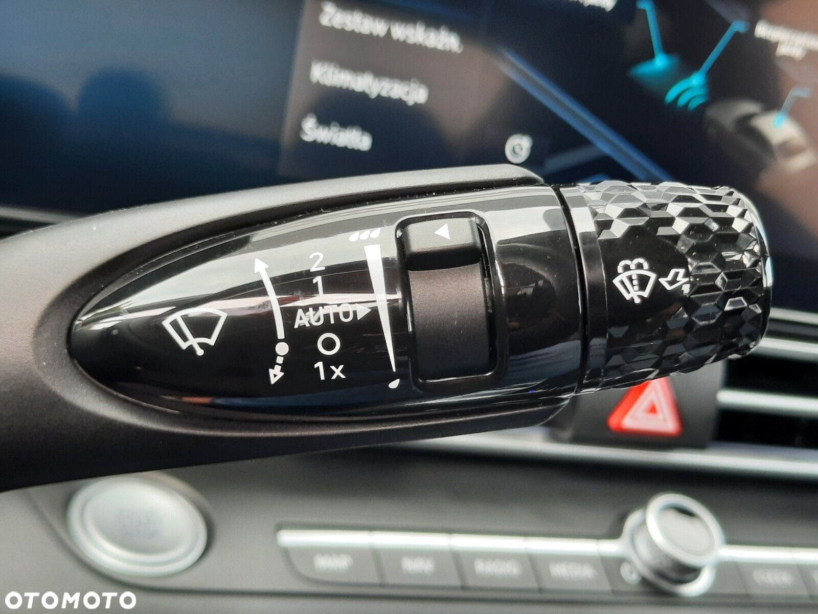 Hyundai Elantra 1.6 Smart CVT - 32