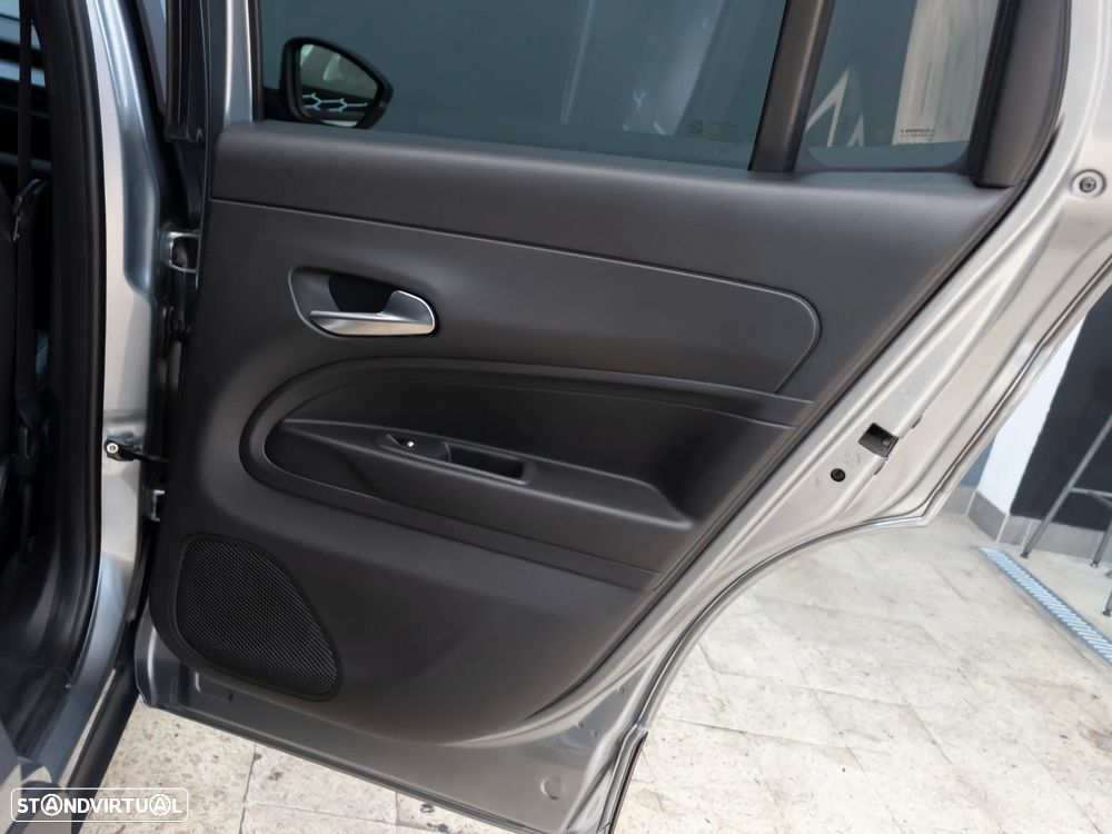 Jeep Avenger 1.2 GSE T3 Altitude - 11