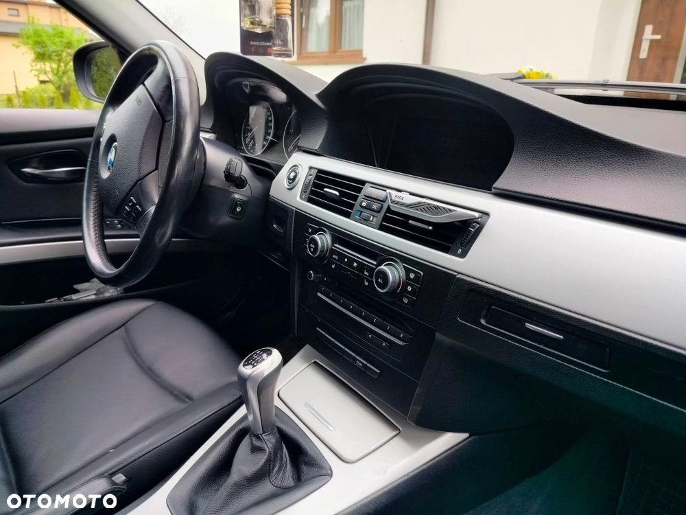 BMW Seria 3 - 1