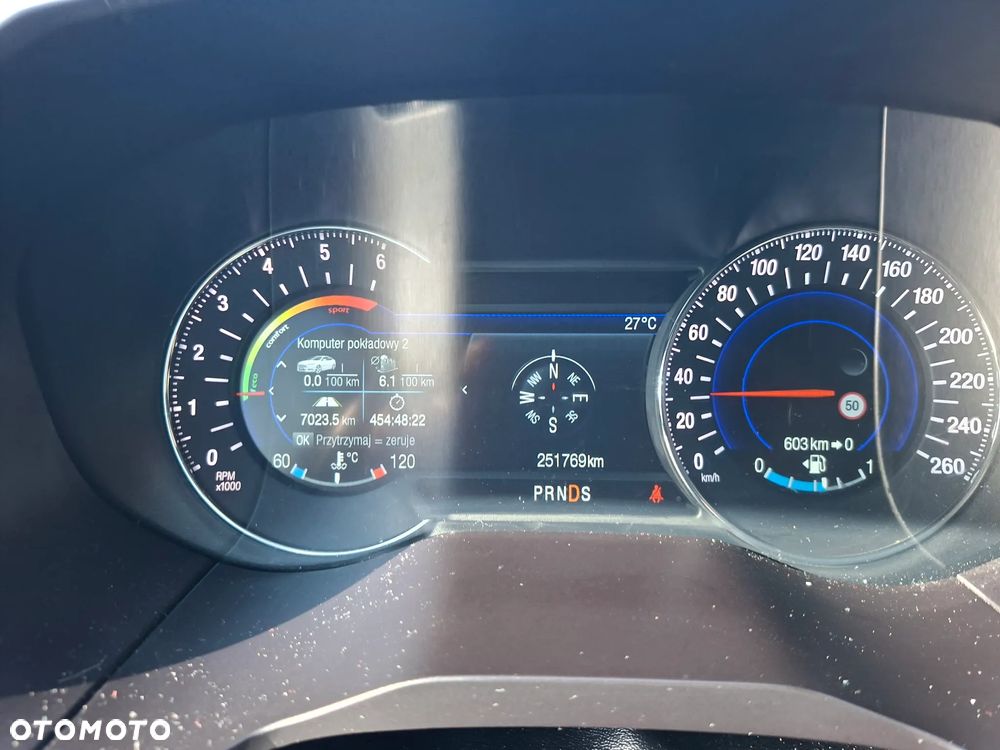 Ford S-Max 2.0 TDCi Titanium PowerShift - 7