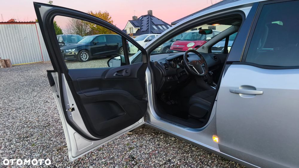Opel Meriva 1.4 150 Jahre - 14