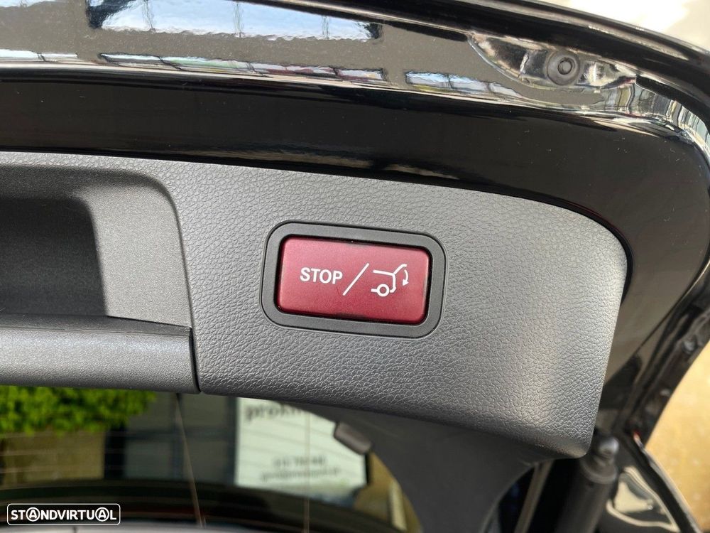 Mercedes-Benz GLA 180 d Aut. - 11