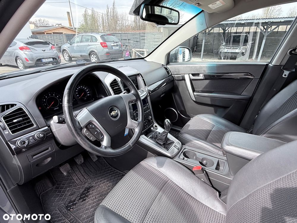 Chevrolet Captiva 2.4 AWD LT+ - 19