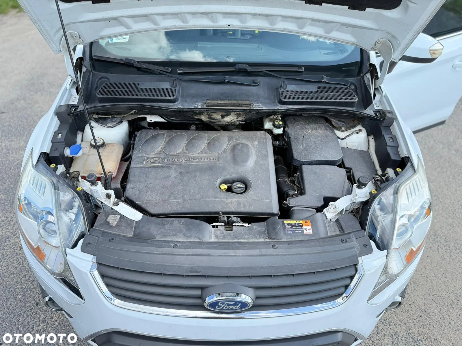 Ford Kuga - 28