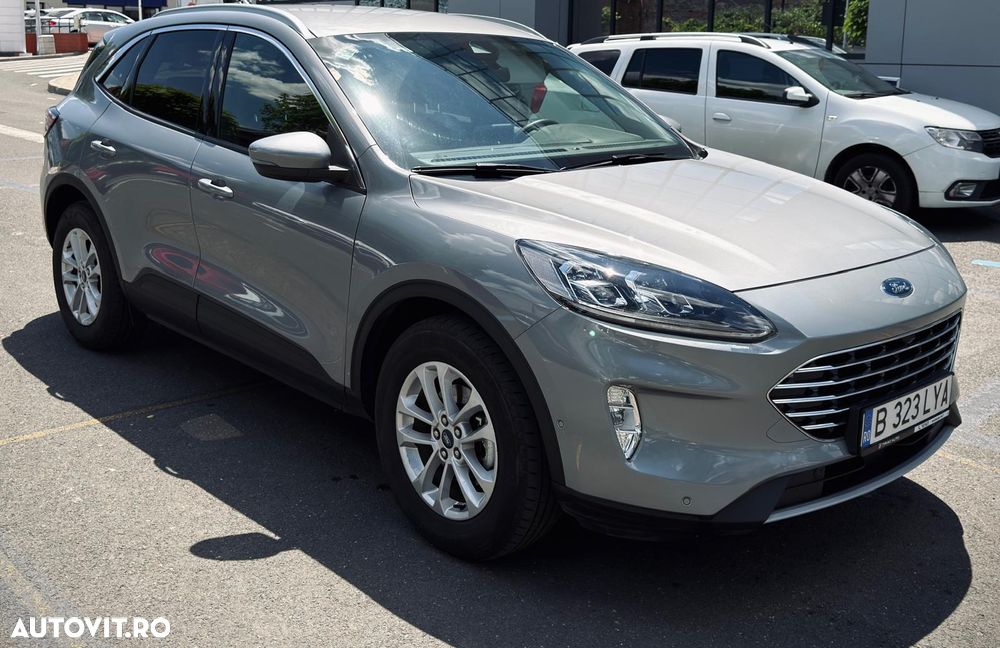 Ford Kuga 2.5 Duratec FWD FHEV Titanium - 1