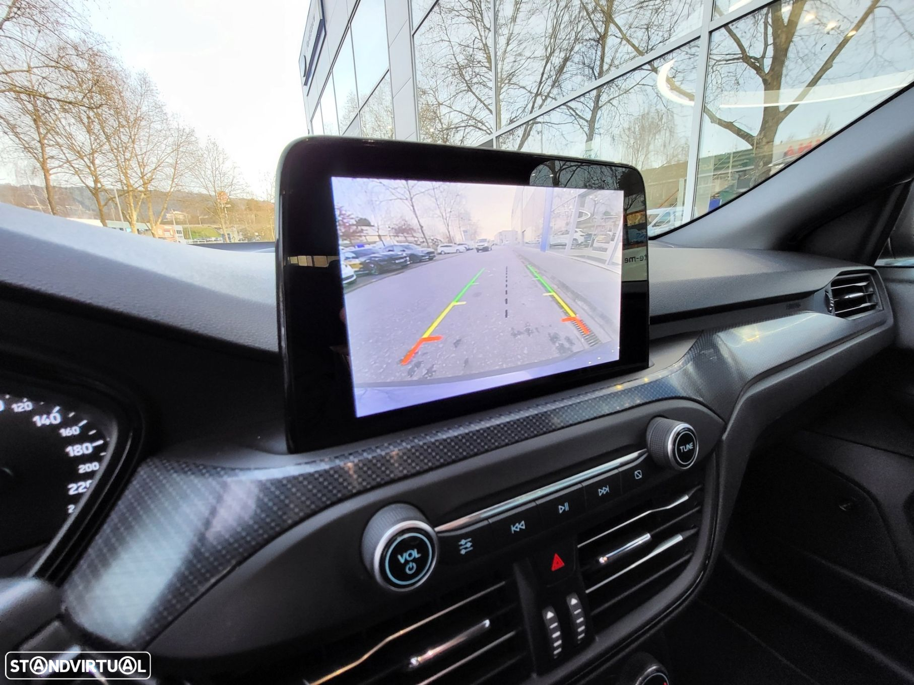Ford Focus 1.0 EcoBoost ST-Line X - 14