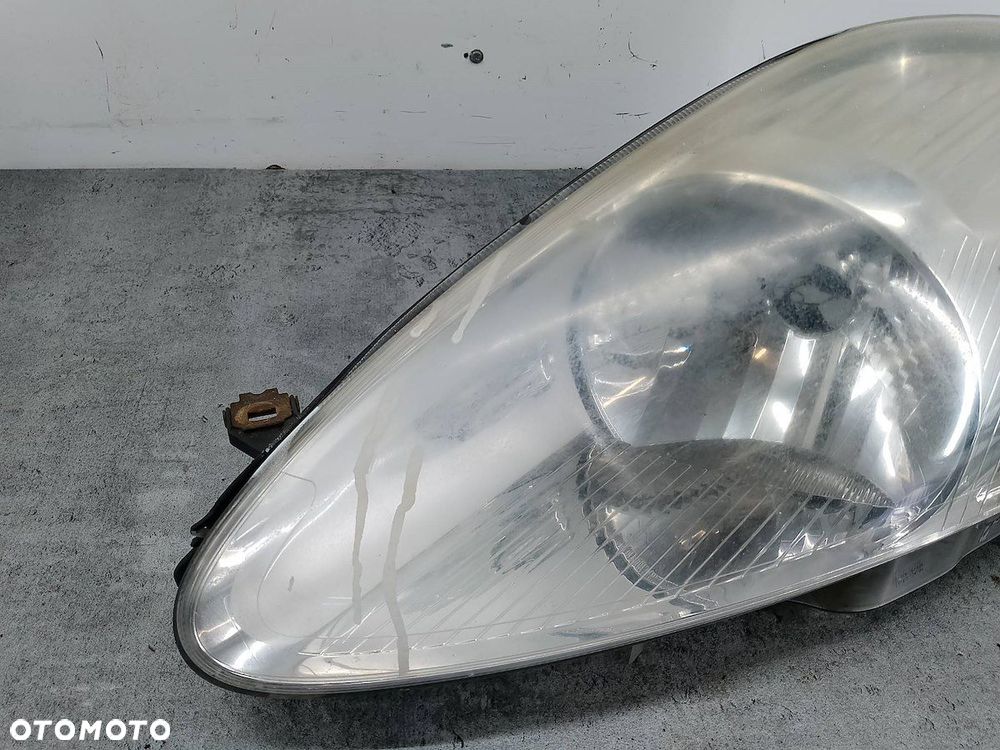 LAMPA PRZÓD LEWA FIAT GRANDE PUNTO 89101387 - 7