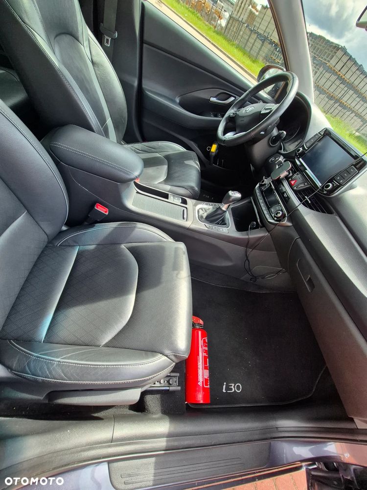 Hyundai i30 - 16