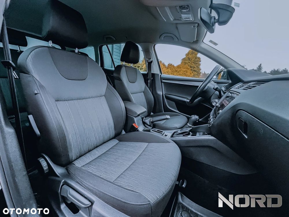 Skoda Octavia 1.8 TSI DSG Style - 15