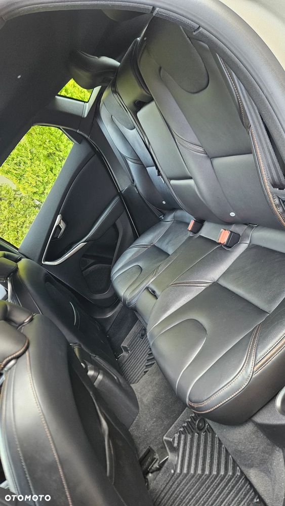 Volvo V40 Cross Country D2 Drive-E Summum - 23