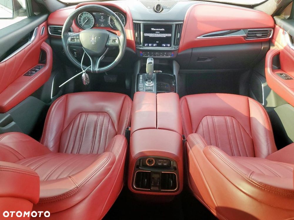 Maserati Levante - 6