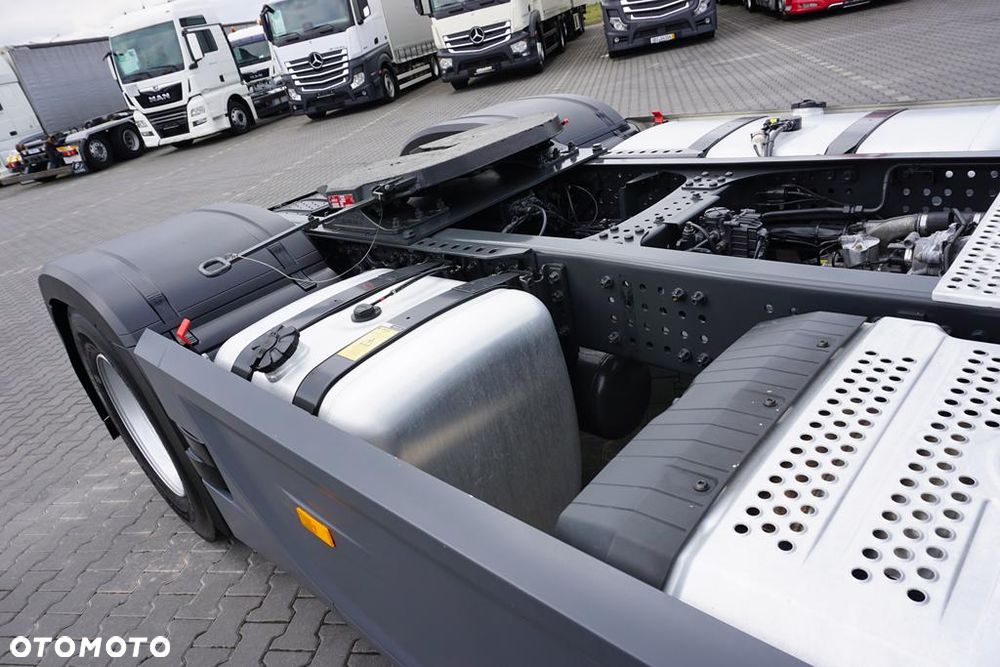 Mercedes-Benz / ACTROS / 1845 / E 6 / MP 5 / RETARDER / BIG SPACE - 38
