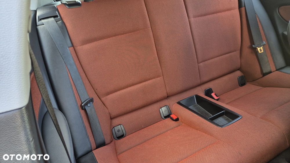 BMW Seria 1 - 12