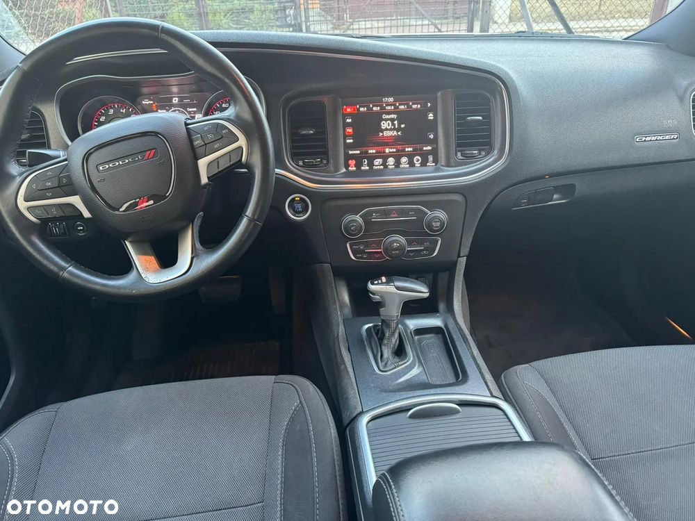 Dodge Charger - 7