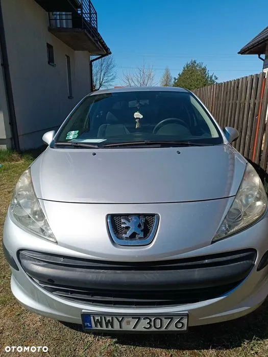 Peugeot 207 - 2