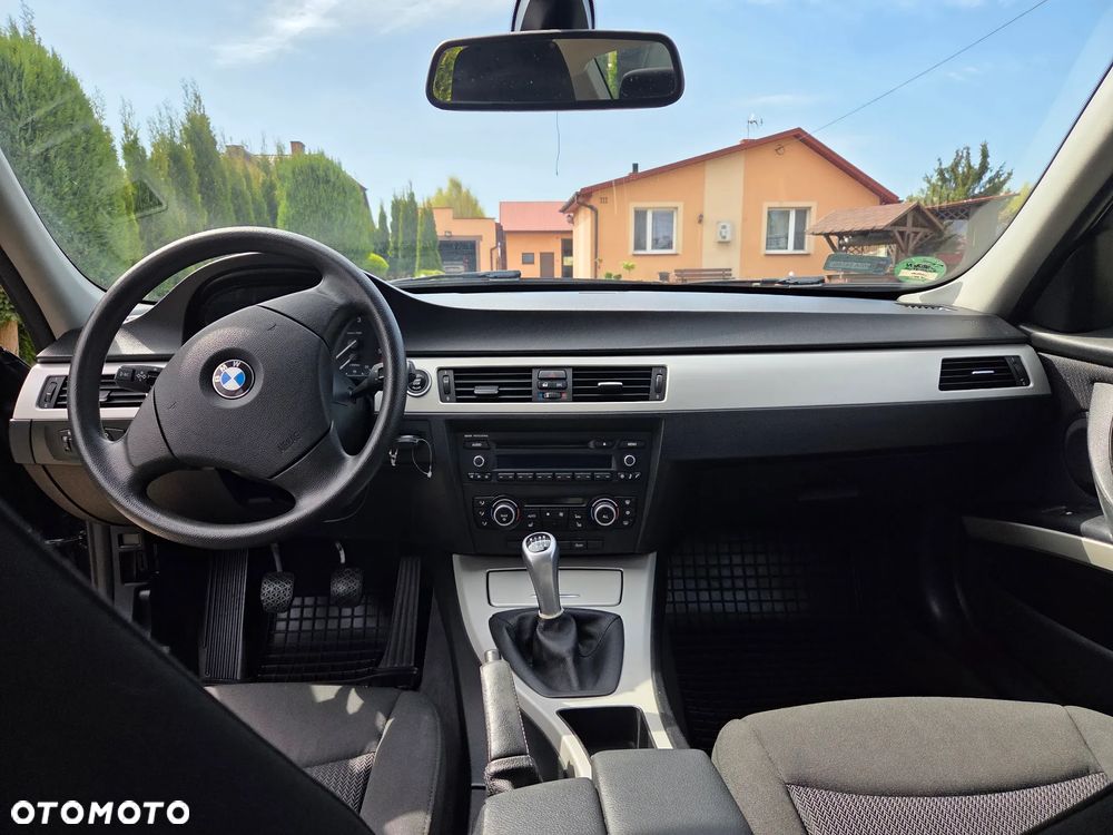 BMW Seria 3 316d - 9