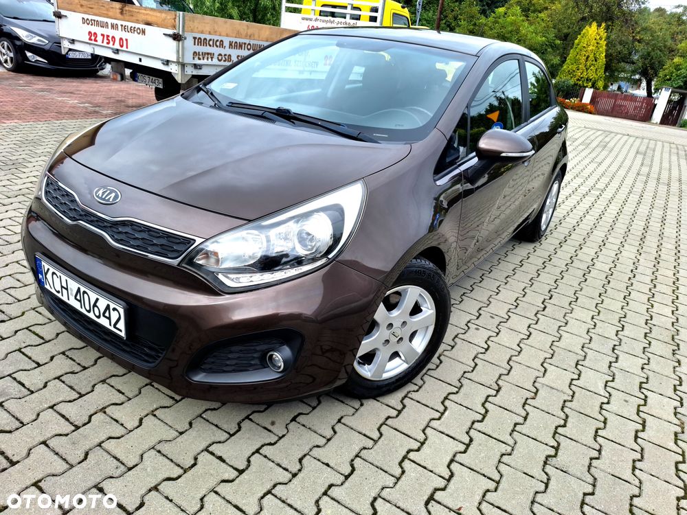 Kia Rio - 2