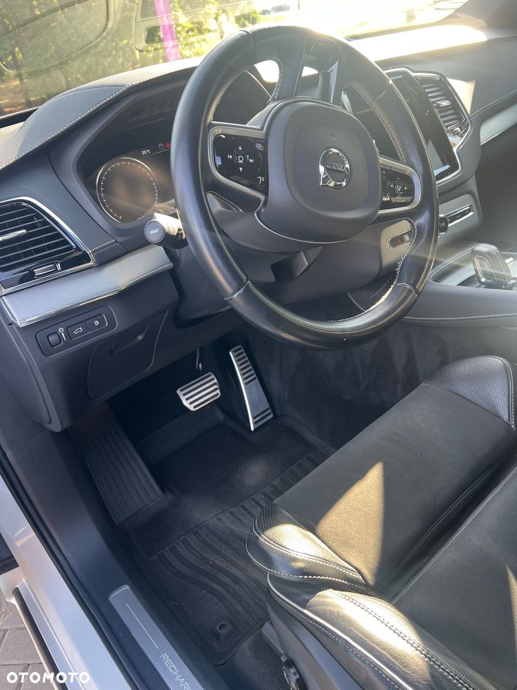 Volvo XC 90 - 9