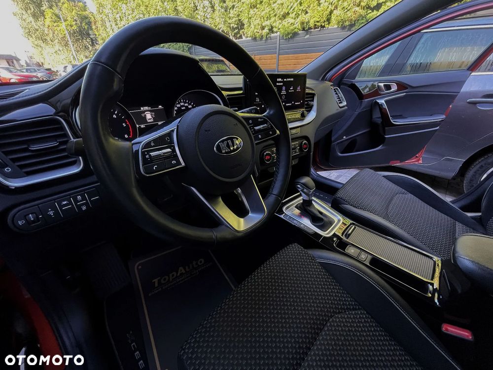 Kia XCeed 1.6 CRDi SCR L Business Line DCT - 19