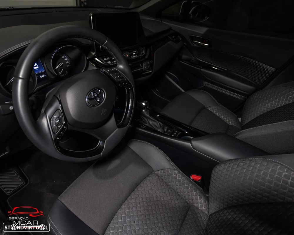 Toyota C-HR - 8