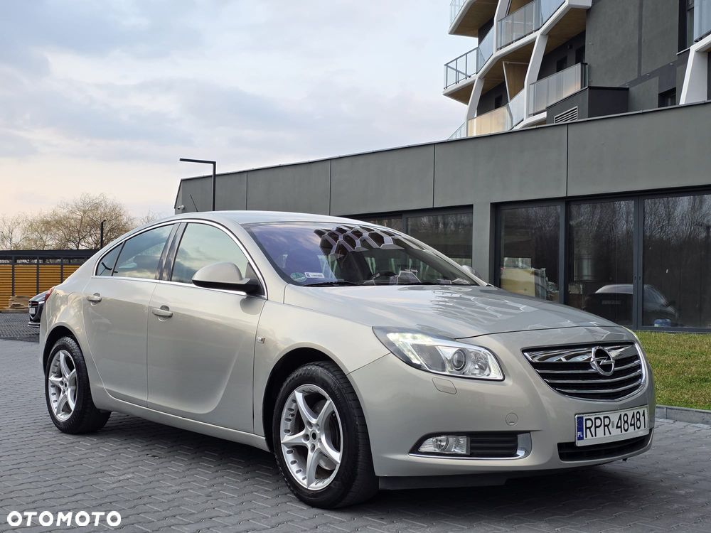 Opel Insignia - 24