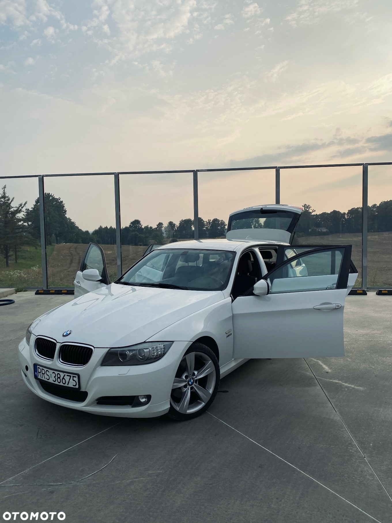 BMW Seria 3 320d Touring xDrive - 18