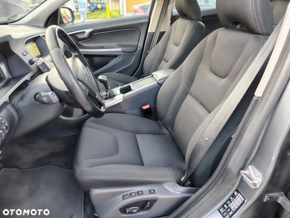 Volvo V60 D3 Linje Business - 8