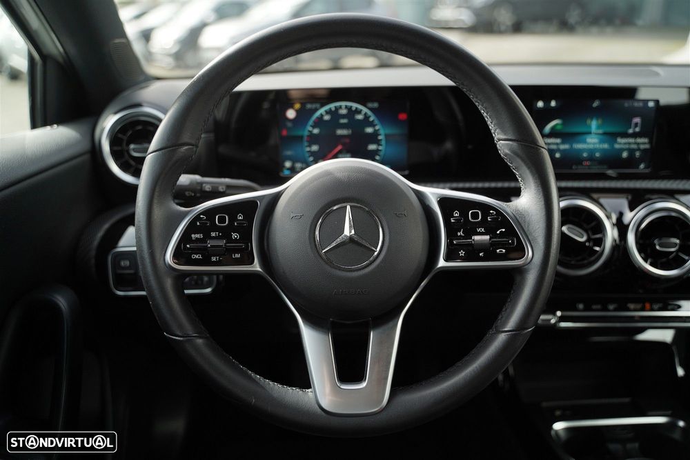 Mercedes-Benz A 180 d Progressive - 19