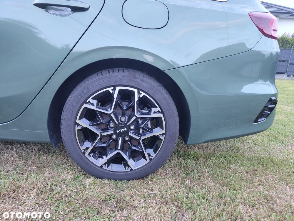 Kia Ceed 1.5 T-GDI DCT7 OPF GT Line - 29