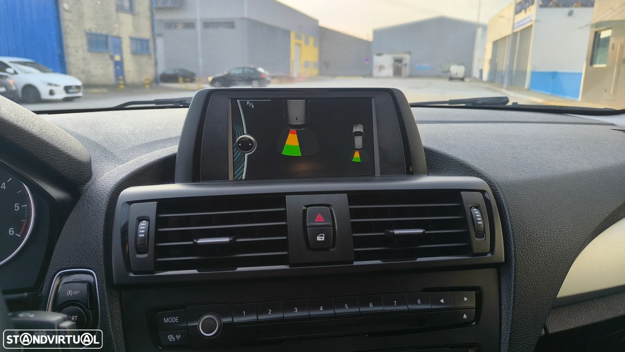 BMW 114 d Line Urban - 11