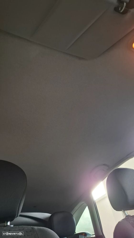 Ford Focus 1.4 Comfort - 10