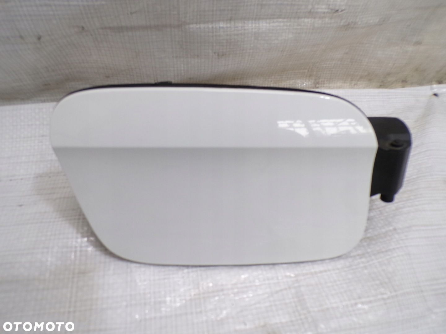 Wlew paliwa klapka Adblue Opel Insignia B 13469477 13469477 - 1