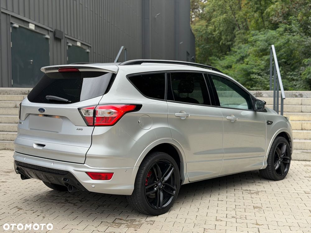 Ford Kuga 2.0 TDCi 4x4 ST-Line - 15