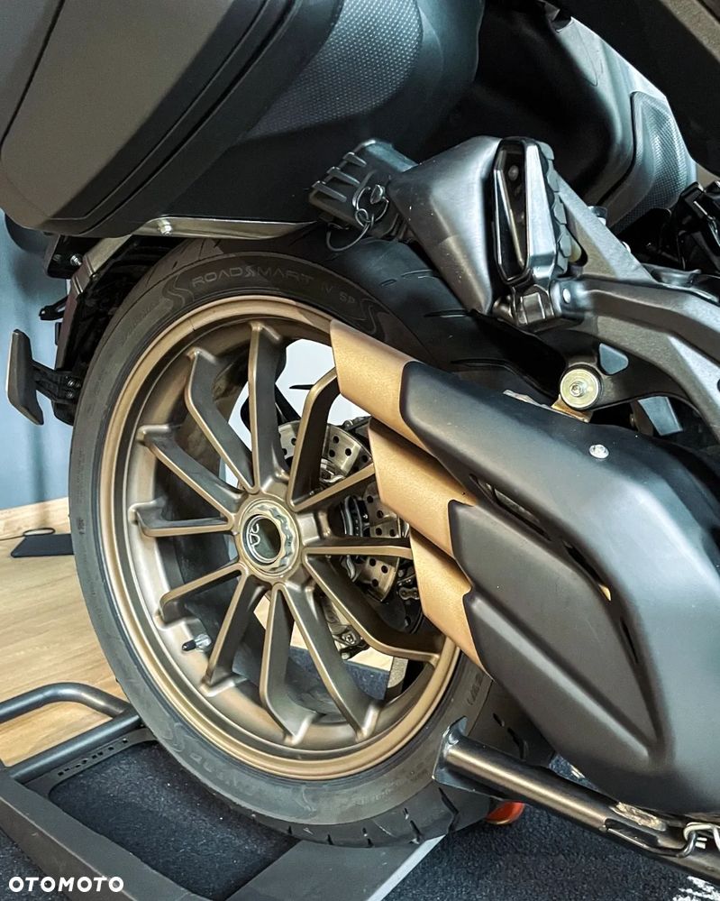 MV AGUSTA Turismo Veloce - 6