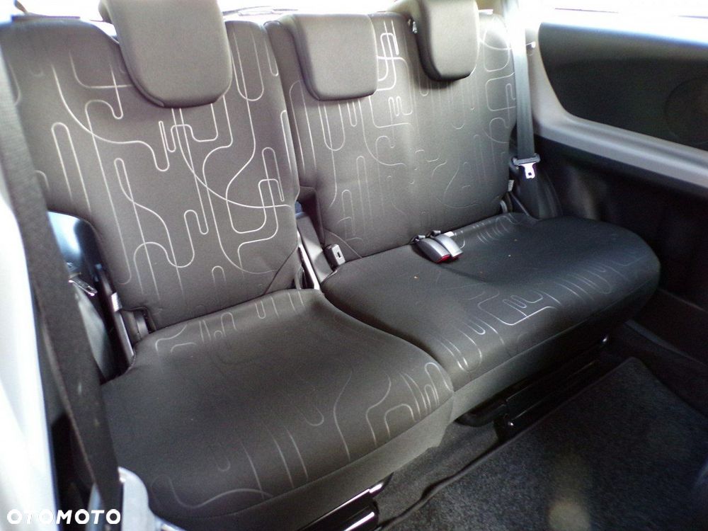 Toyota Yaris - 26