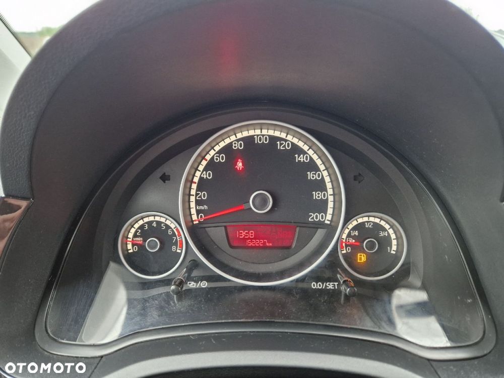 Volkswagen up! - 11
