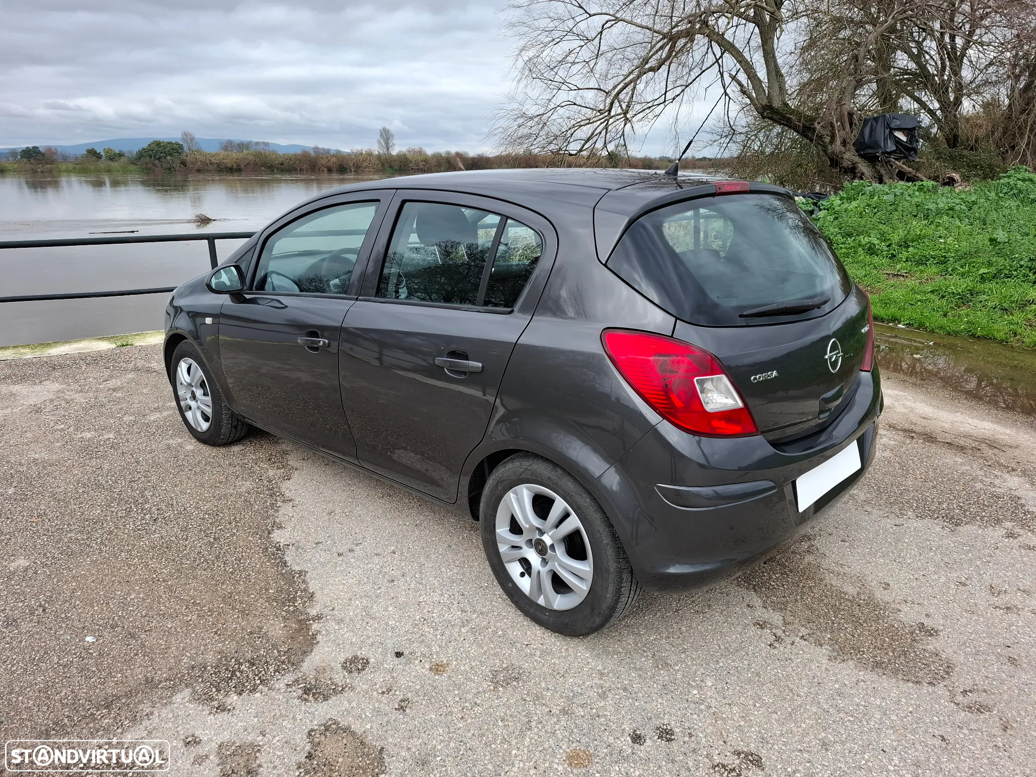 Opel Corsa 1.3 CDTi Enjoy EcoFLEX - 6