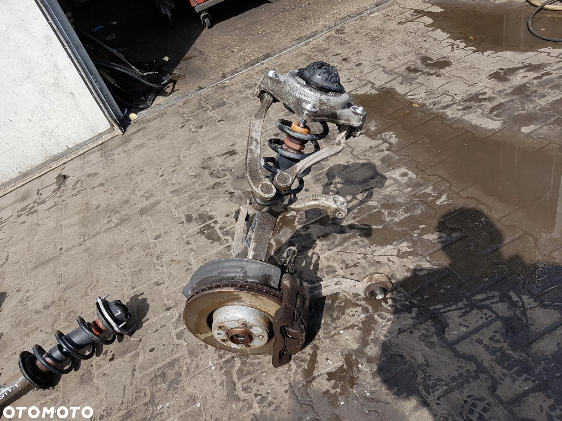 AUDI A6 C6 04r- 2.0 TFSI TDI ZWROTNICA LEWA PRZÓD - 1