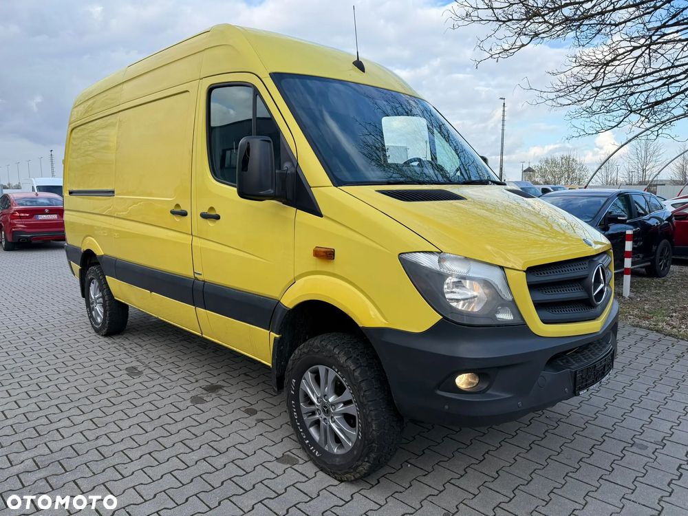 Mercedes-Benz Sprinter - 1