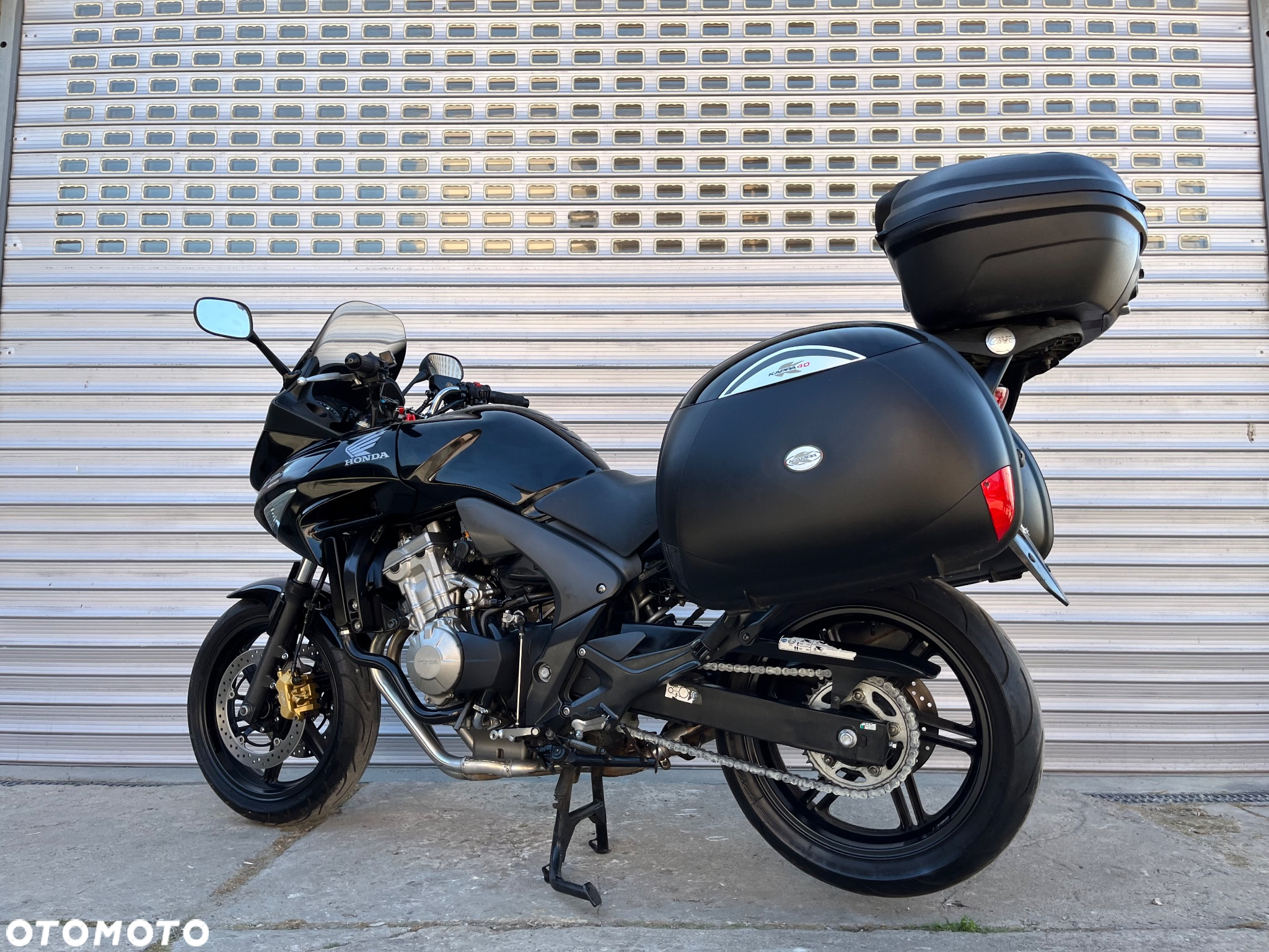 Honda CBF - 12