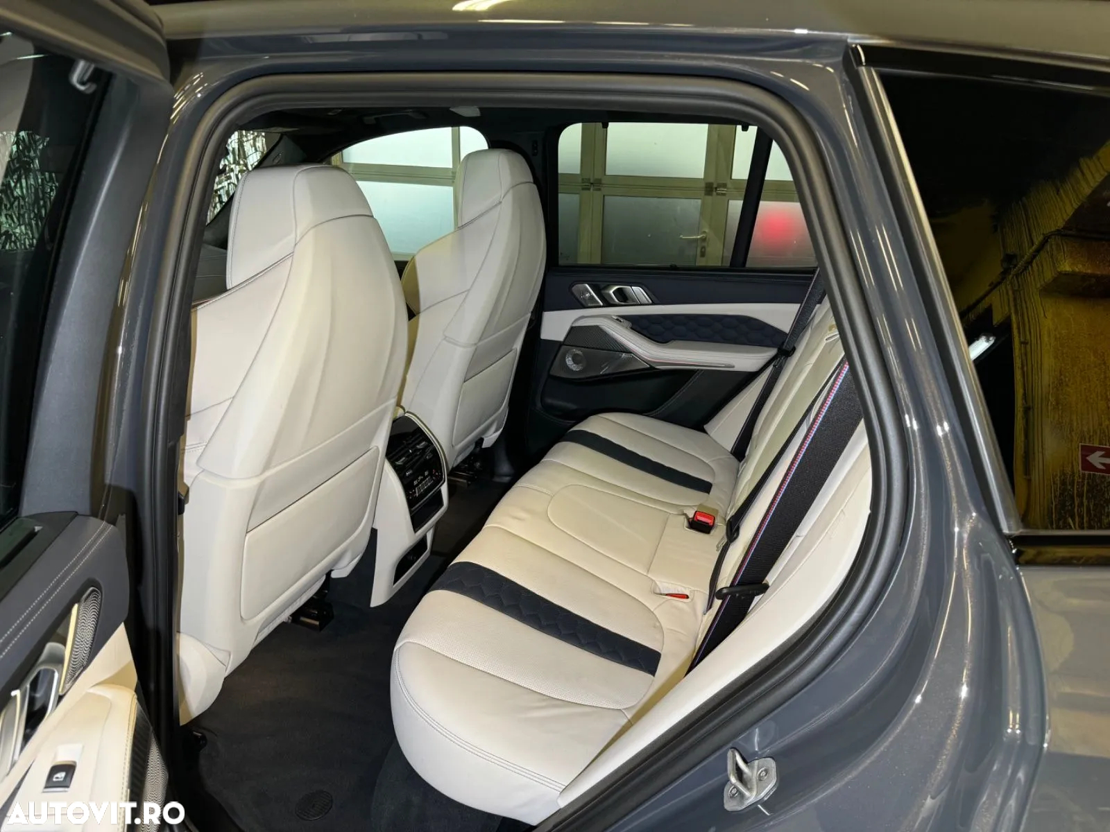 BMW X5 M Competition - 24